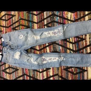 New Men’s ripped skinny Jeans w/bandana patches.